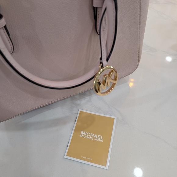 Michael Kors Charlotte Pink Saffiano Leather Purse Handbag - Picture 10 of 11